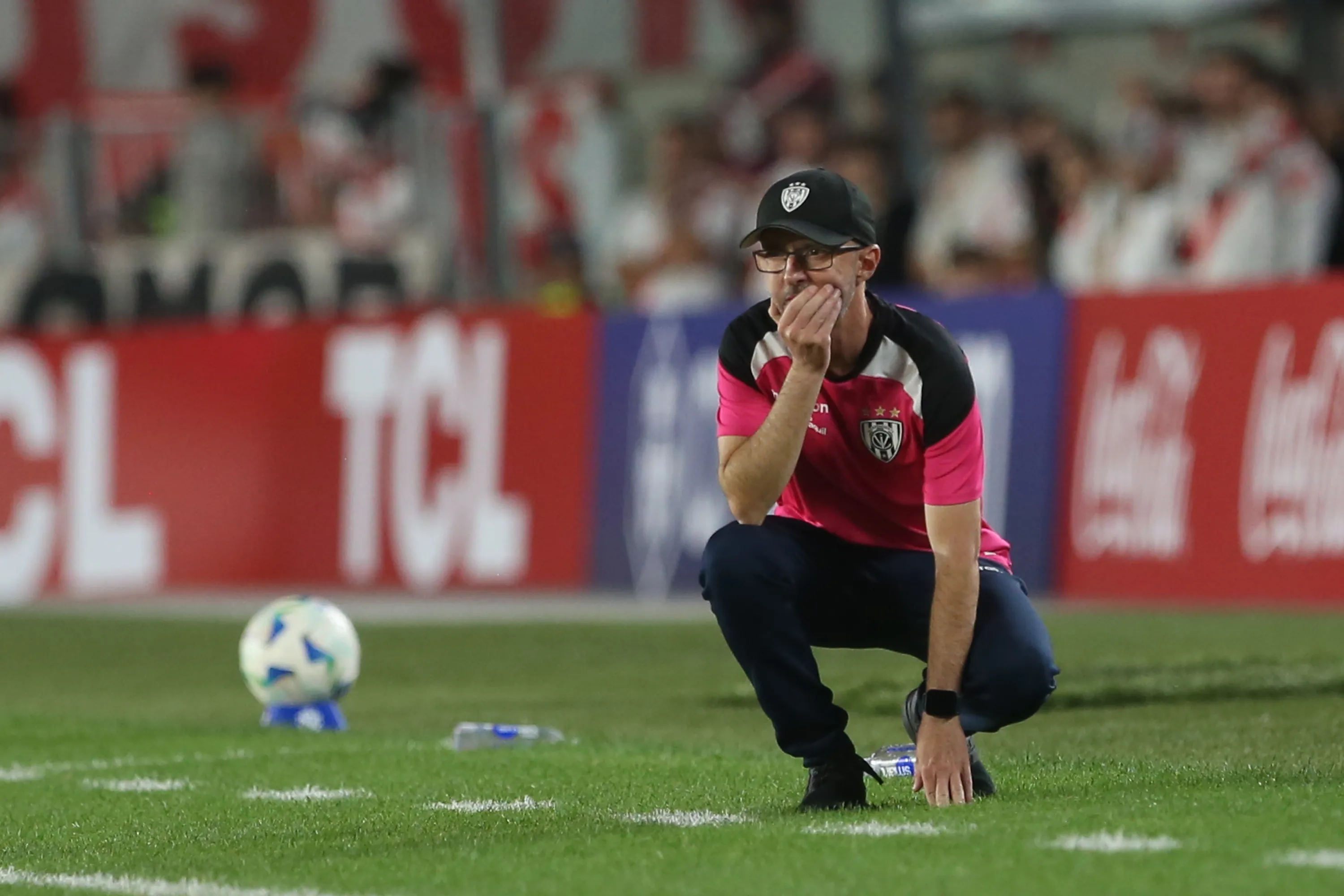 Javier Rabanal mientras dirige en Independiente del Valle la Copa CONMEBOL Libertadores 2025. (Photo by Daniel Jayo/Getty Images)