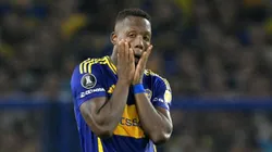 Luis Advíncula con camiseta de Boca Juniors.