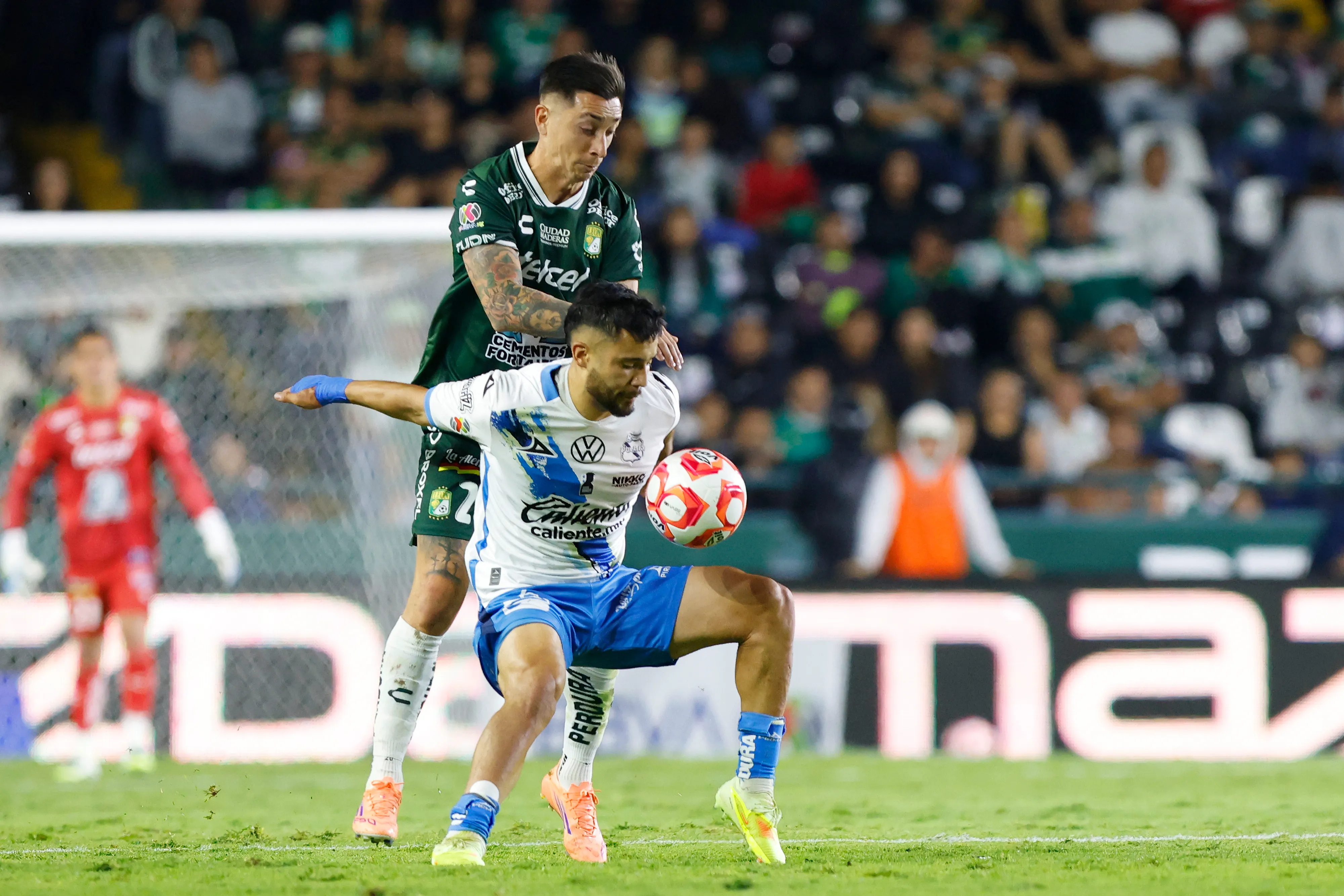 Nicolás Díaz jugando en Puebla (Foto: Getty).