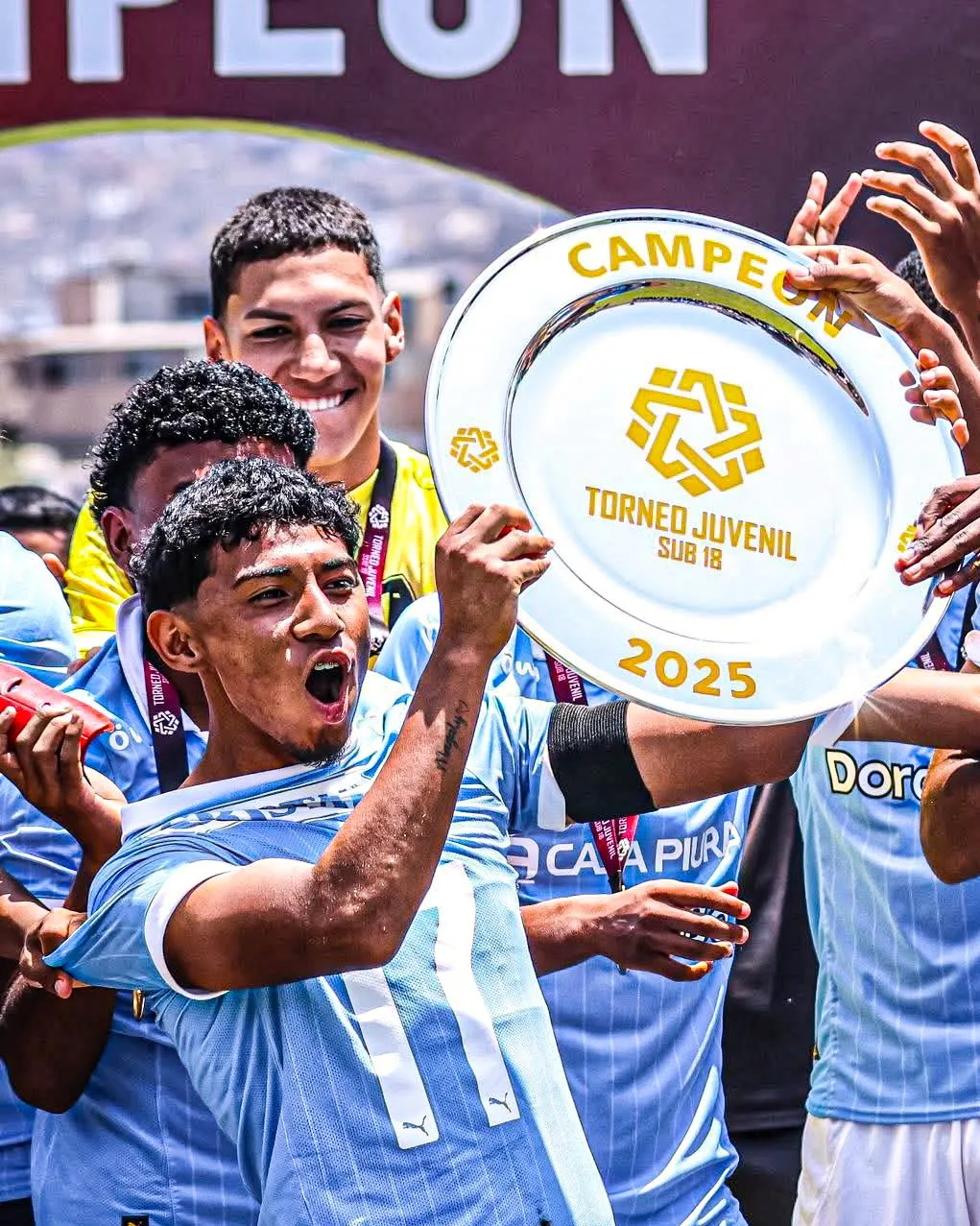 Maxloren Castro campeón en Sporting Cristal. (Foto: X).