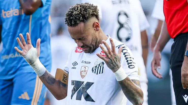Neymar rezando.