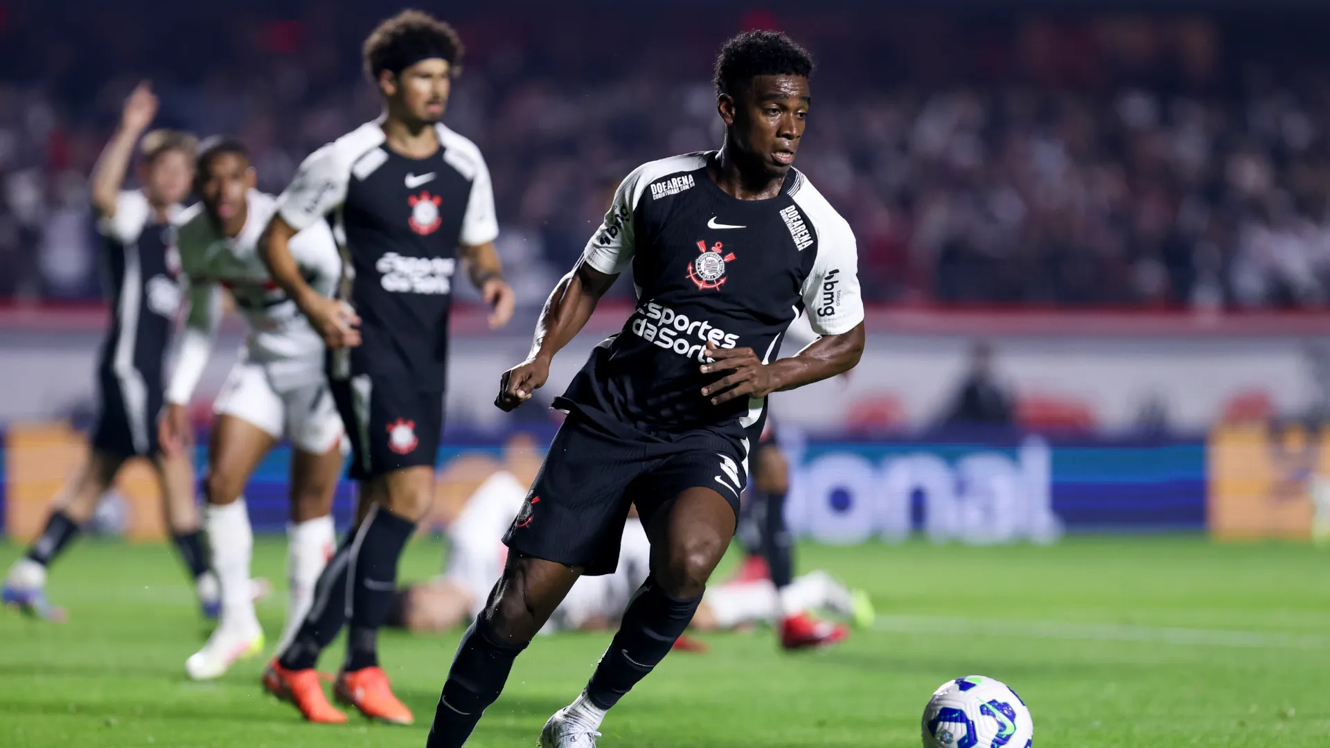 Félix Torres, el defensor que genera la sanción de FIFA en Corinthians (Getty Images).