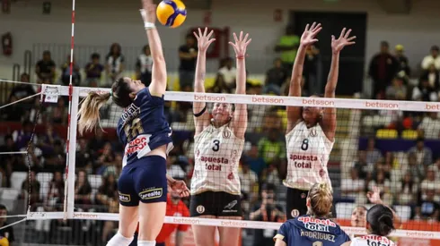 Alianza Lima y Universitario, en el partido de la Liga Peruana de Vóley.