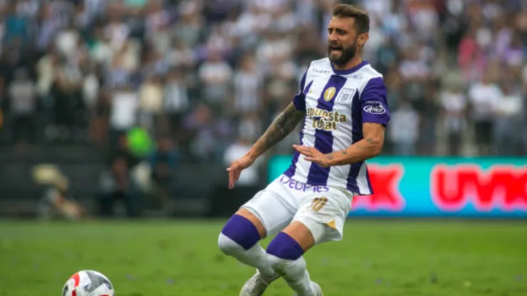 Ex Alianza Lima, Gino Peruzzi, fichó por un club desconocido en Argentina.