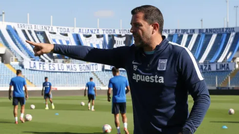 Alianza Lima con Pablo Guede planea usar el séptimo cupo de extranjero.