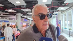 Jorge Fossati en conversación con la prensa.