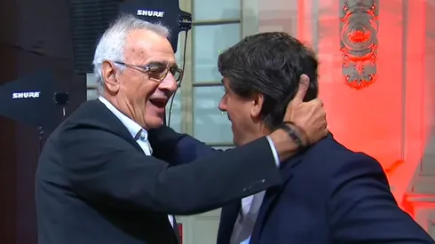 Jorge Fossati y un caluroso abrazo con Jean Ferrari, a quien agradeció en su discurso.