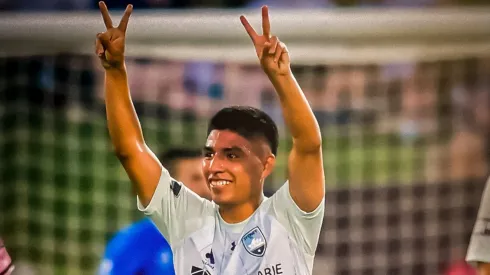 Piero Quispe marcó su primer gol con el Sydney FC en Australia.