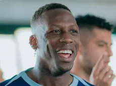 Advíncula se mete al renovado once titular de Alianza