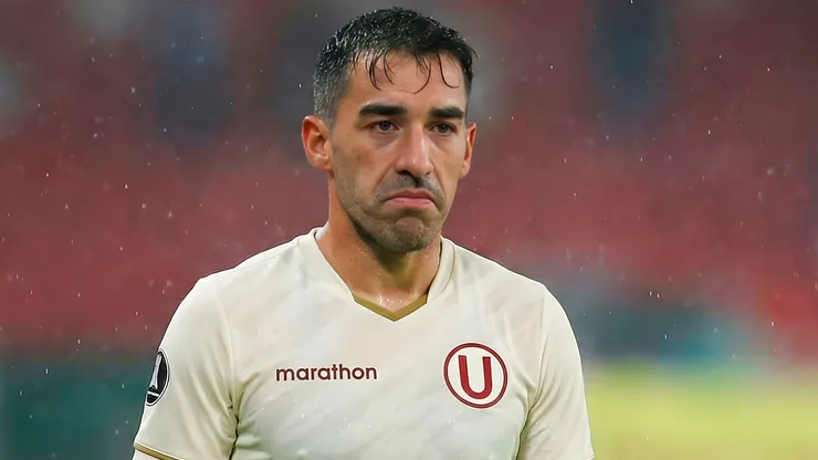 Alzugaray con la de Universitario.