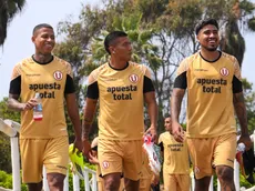 En pleno partido ante Boys, hinchas de Universitario criticaron a un jugador