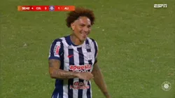 Paolo Guerrero con camiseta de Alianza Lima.