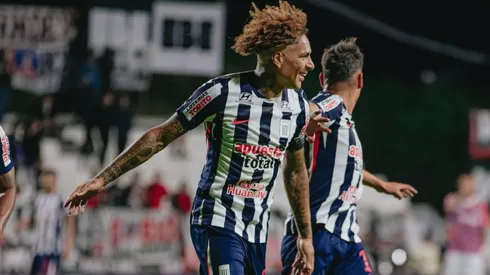Paolo Guerrero celebrando su gol.
