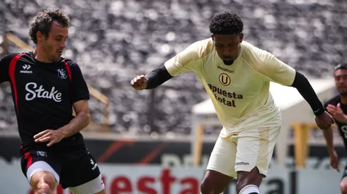 Universitario y Melgar disputaron dos partidos amistosos en el Monumental de Ate.

