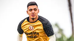 César Inga entrenando en Universitario.