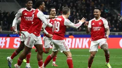 Jugadores del Arsenal celebrando.