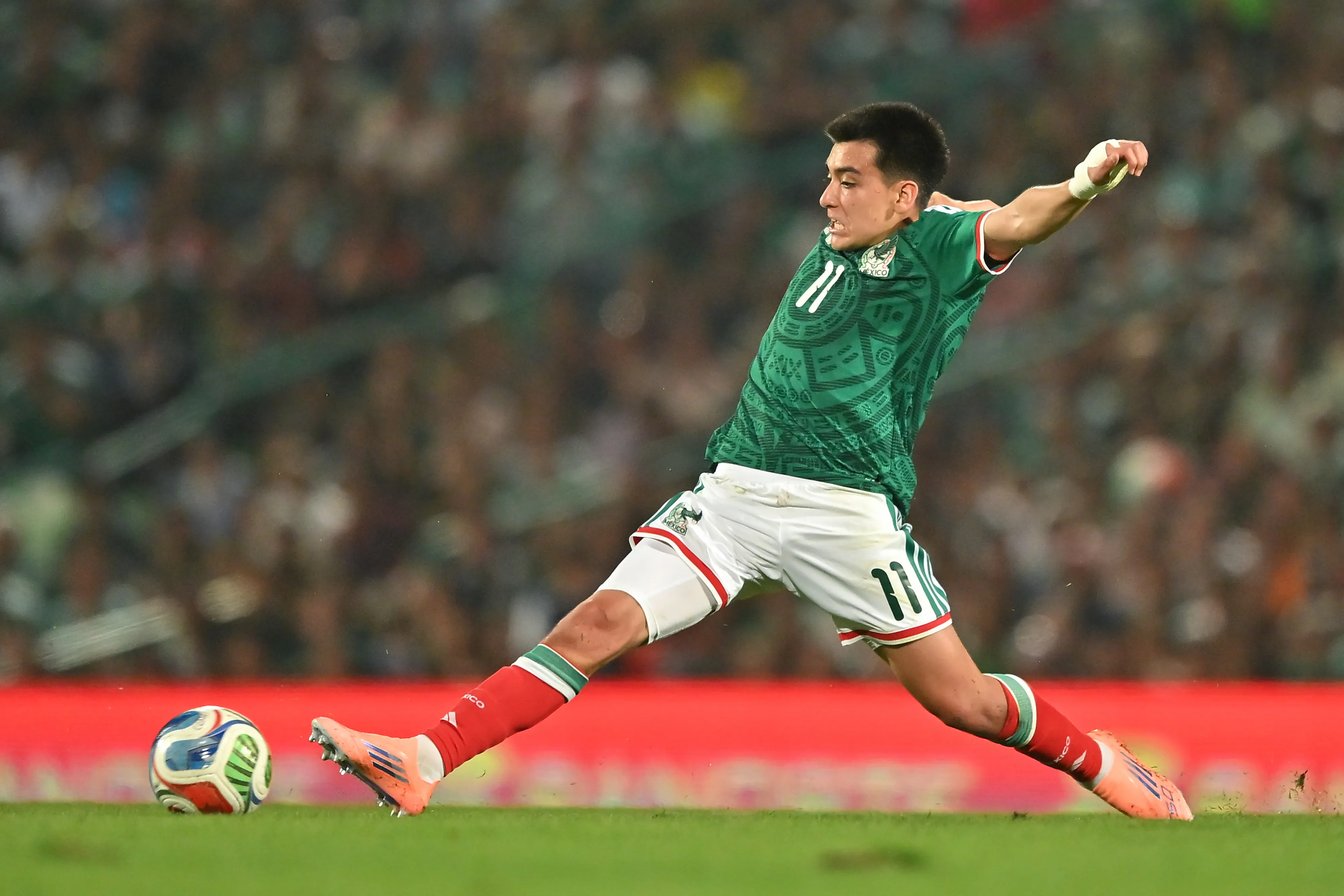 Gilberto Mora en la Selección de Bolivia (Foto: Getty).