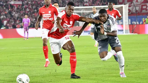 Junior vs. Santa Fe.
