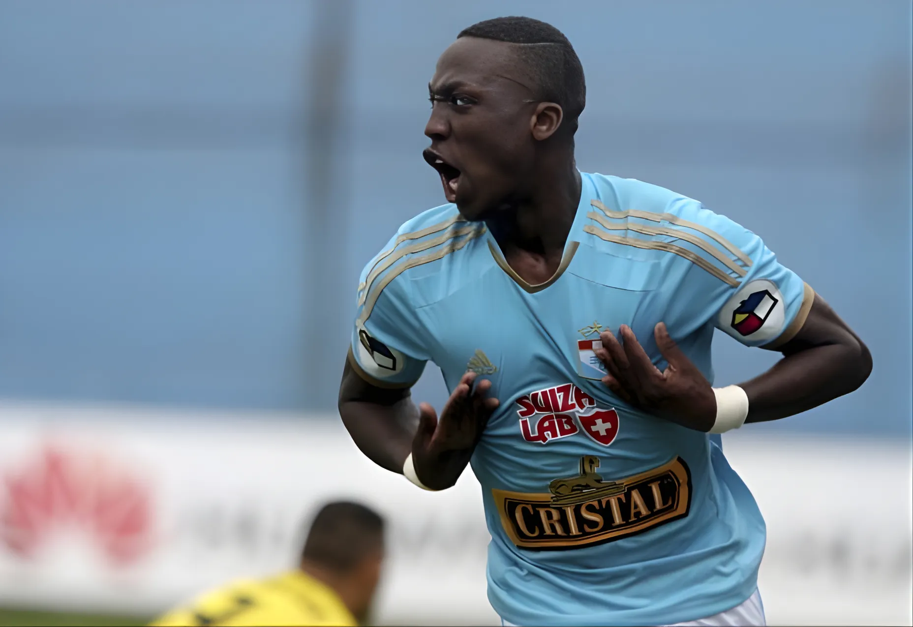 Luis Advíncula cuando jugaba por Sporting Cristal. (Foto: Getty Images)