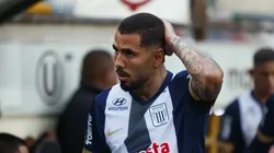 Sergio Peña con camiseta de Alianza Lima.