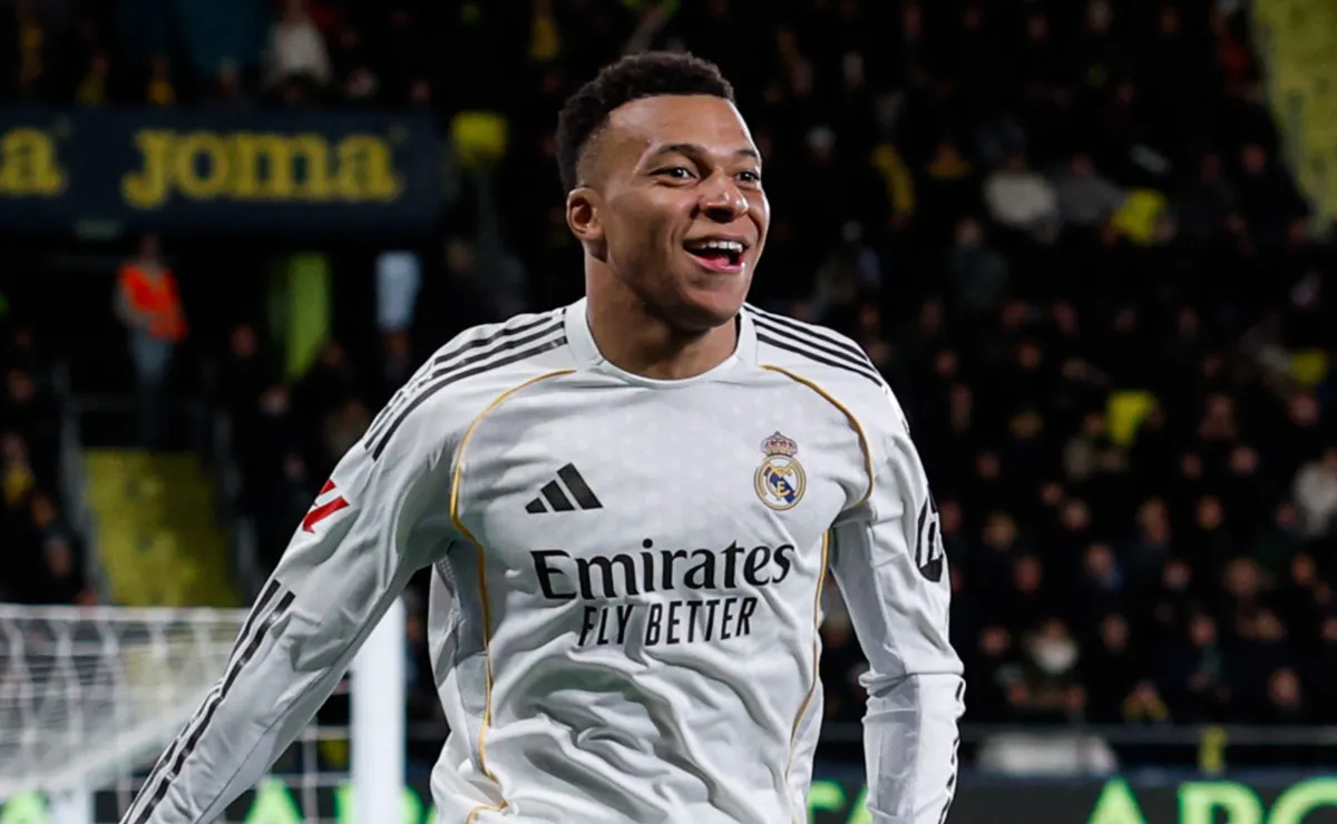 Con doblete de Mbappé, Real Madrid venció a Villarreal y es el nuevo ...