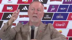 Mano Menezes, en conferencia de prensa de presentación como DT de Perú.