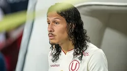 Williams Riveros jugando con Universitario.