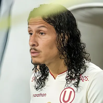 Williams Riveros y su fuerte reacción en el banco tras el cambio ante Melgar