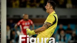 Sebastián Britos celebrando.