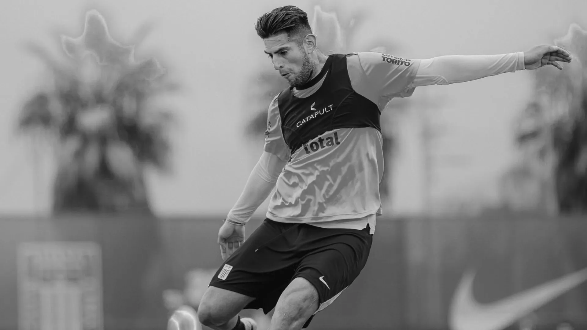 Carlos Zambrano en los entrenamientos (Foto: Alianza Lima).