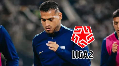 Miguel Trauco calentando.