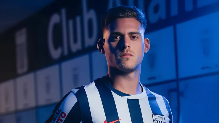 Federico Girotti en Alianza Lima vs. 2 de Mayo.
