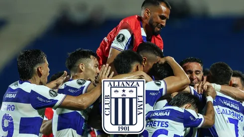 2 de Mayo celebrando.
