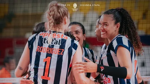 Alianza Lima celebrando.
