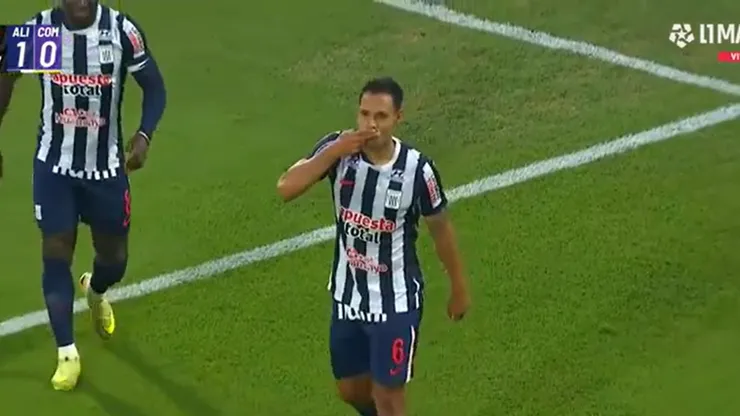 Renzo Garcés, defensor de Alianza Lima.