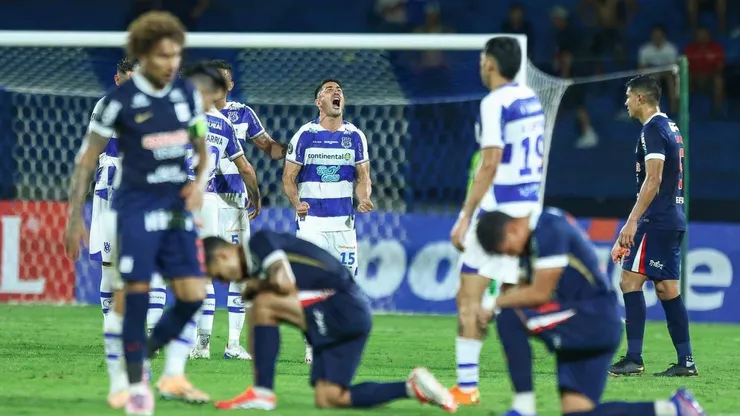 Jugadores de Alianza Lima y 2 de Mayo.