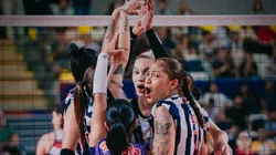 Jugadoras de Alianza Lima celebrando.