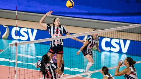 Alianza Lima venció con seguridad a Banco República en su debut.