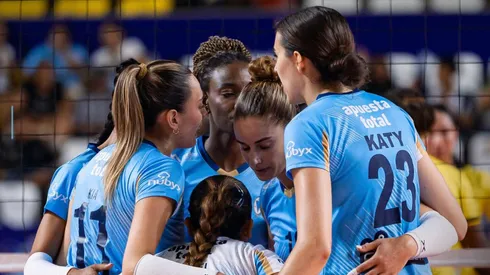 Regatas Lima venció a UVIV.