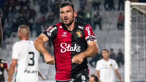 Bernardo Cuesta se transformó en el máximo goleador histórico de Melgar.