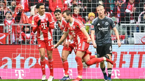 Harry Kance celebra su gol ante Eintracht Frankfurt.