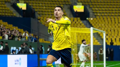 Cristiano Ronaldo y su festejo en uno de los goles ante Al Hazm.