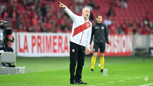 Mano Menezes llegó a la Selección Peruana y tomó su primera decisión radical.