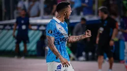 Yoshimar Yotún celebrando.
