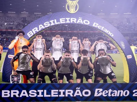 Corinthians, con Carrillo, lucha contra el racismo con impresionante gesto en apoyo a Vinícius