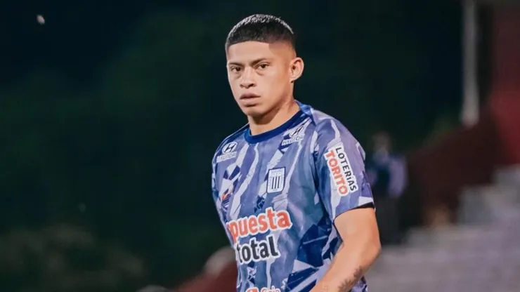 Kevin Quevedo, durante un partido de Alianza Lima.
