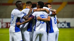 Alianza Atlético celebrando.