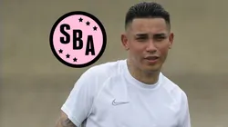 Jean Deza con el escudo de Sport Boys.