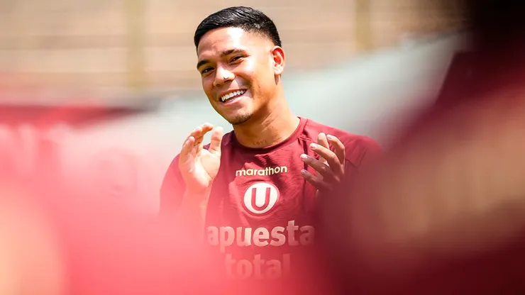 Yuriel Celi en Universitario.