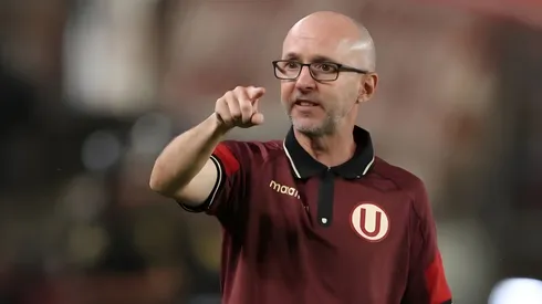 Javier Rabanal, entrenador de Universitario.